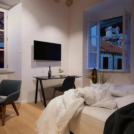 Luxury Sorgo Cerva - Old Town Apartment
